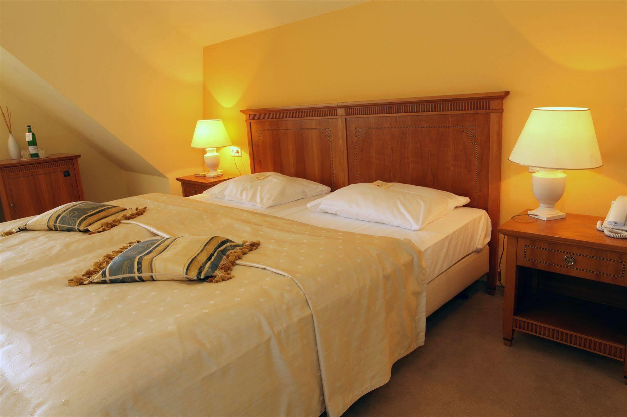Strandhotel Deichgraf Graal-Muritz Bagian luar foto